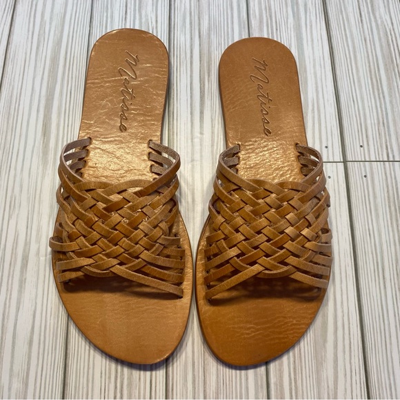 Matisse Womens Sz 8 slip on strappy sandals “Fred” leather natural NEW - Picture 2 of 8